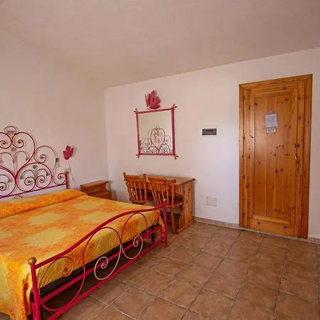 Hotel Turismo Rurale Cudacciolu *